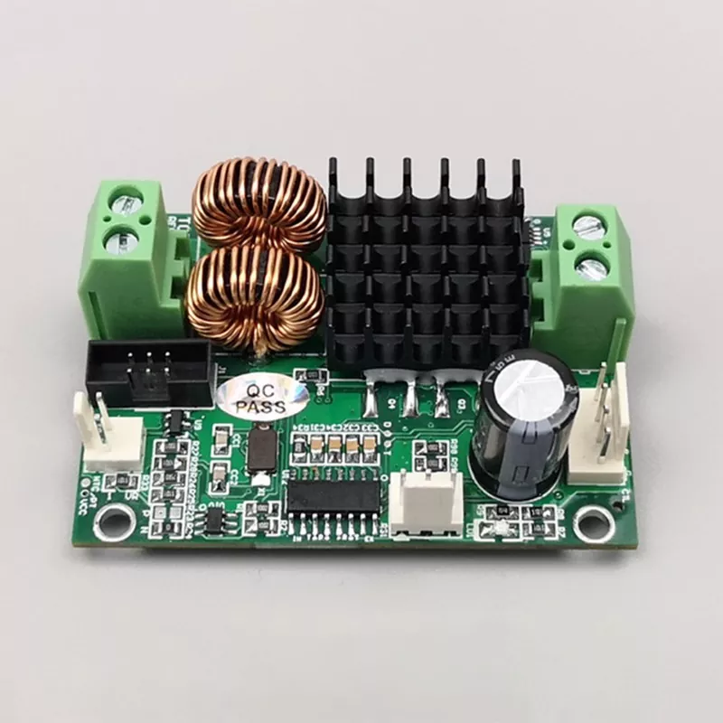 TCB-NC Температурен контролер с компактен размер и висока точност