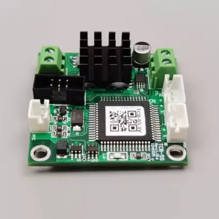 TCB-SS Температурен контролер с ултракомпактен размер и проектиран за Micro TEC